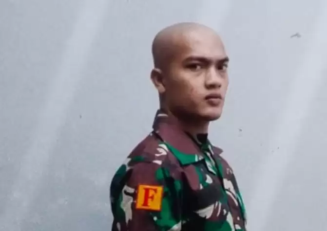 Iwan Sutrisman Telaumbanua (22), mantan calon siswa (casis) Bintara TNI AL/Marinir di Lanal Nias