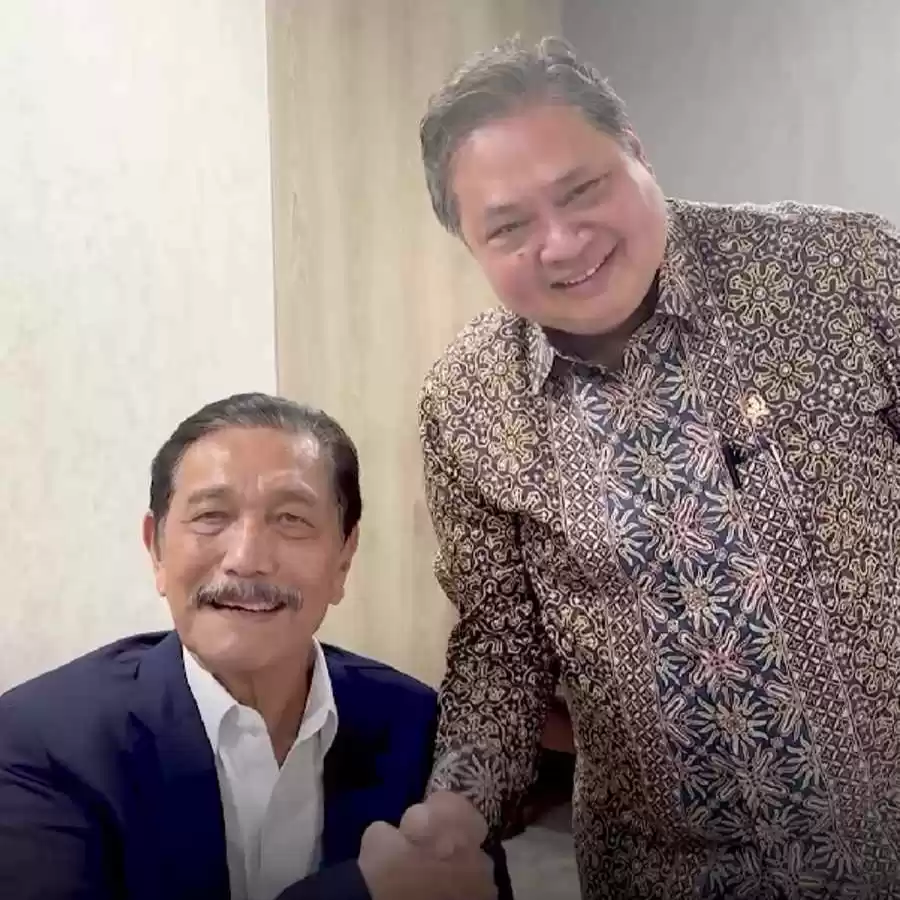 Luhut Binsar Panjaitan bersama Airlangga. (Foto: Dok Luhut/Instagram)