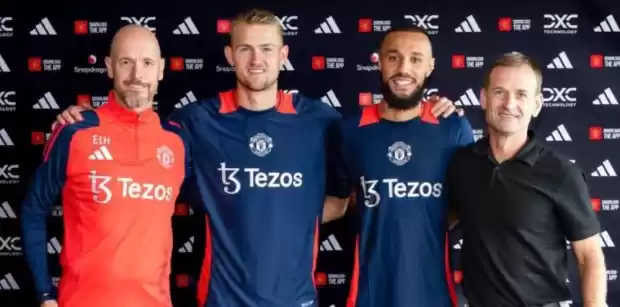 Manchester United (MU) resmi mendatangkan Matthijs de Ligt dan Noussair Mazraoui dari Bayern Muenchen, pada Rabu (14/8/2024). [Foto: ANTARA]