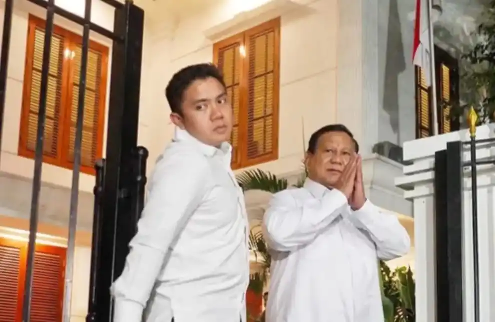 Mayor Teddy  Indra Wijaya (kiri) dan Prabowo Subianto (kanan) (Foto: Dok MI/Aswan)