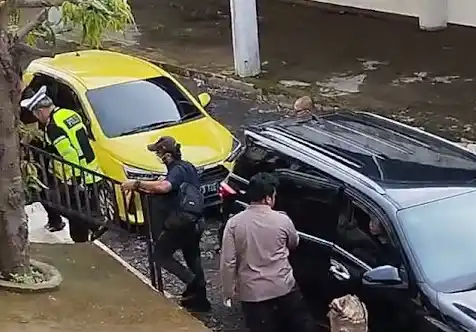 KPK menggelar operasi tangkap tangan di Bengkulu, Selasa (23/11/2024) (Foto: Istimewa)
