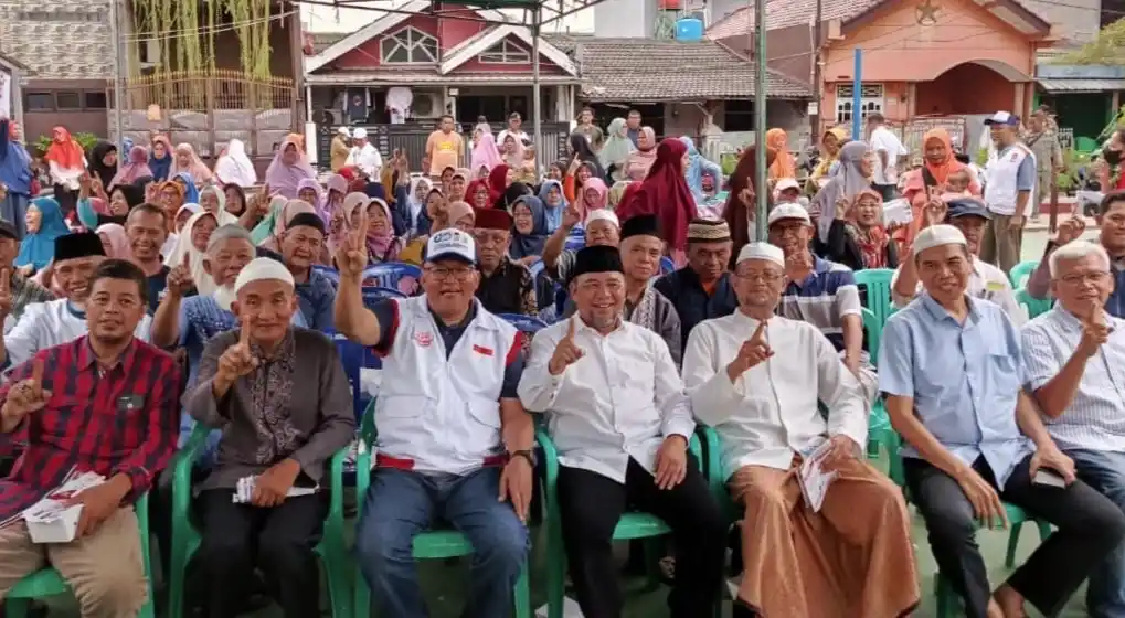 Paslon Nomor Urut 1, Hersol Foto Bersama dengan Tokoh Masyarakat dan Pemuka Agama (Foto: Ist)