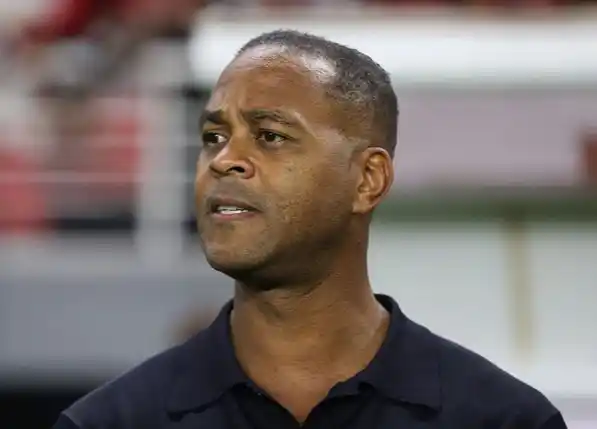 Istana Ungkap Alasan Pemecatan Patrick Kluivert: Akibat Belum Berhasil Tembus Piala Dunia 2026 Mantan Pelatih Timnas Indonesia Patrick Kluivert (Foto: Istimewa)