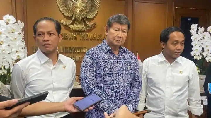 Utusan Khusus Presiden untuk Energi dan Lingkungan, Hashim Djojohadikusumo ketika memberi sambutan di Paviliun Indonesia dalam acara Conference of the Parties 29 (COP29) di Baku, Azerbaijan (Foto: Istimewa)