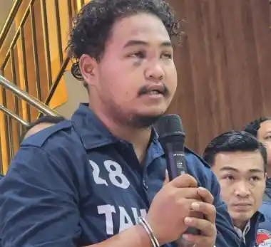 Pelaku pembunuhan perempuan yang jasadnya sitemukan di bawah tempat tidur di sebuah kamar hotel di Semarang [Foto: Antara]