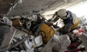 Belasan Kuburan Massal Ditemukan di Suriah, Diduga Korban Penyiksaan Rezim Assad Ilustrasi - Pembongkaran kuburan massal di Suriah, Diduga korban penganiayaan rezim Bashar al-Assad (Foto: Istimewa)