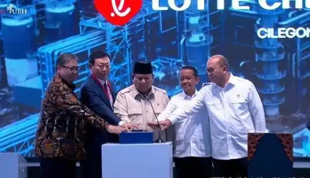 Peresmian pabrik petrokimia Lotte Chemical Indonesia di Cilegon, Banten (Foto: Tangkapan Layar YouTube)