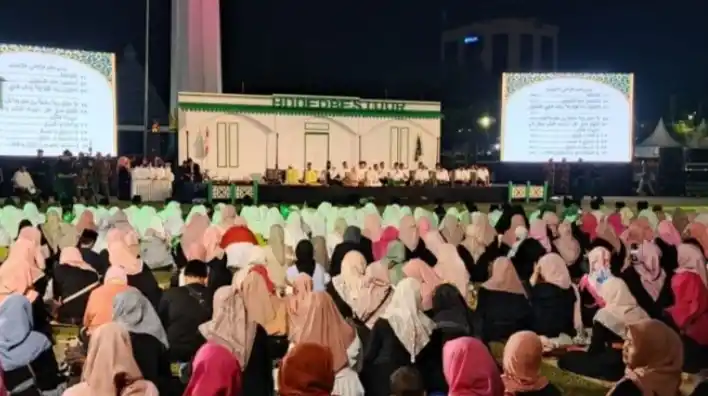 Peringatan HSN di Tugu Pahlawan. (Foto: Antara)