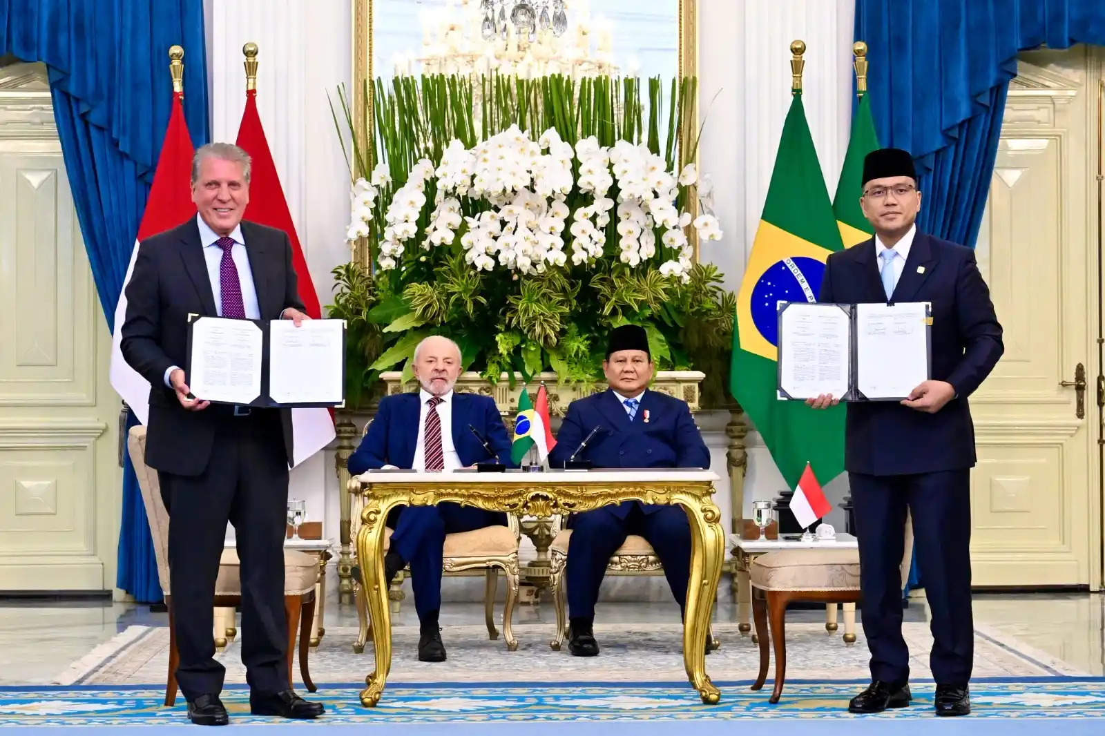 PT Pertamina (Persero) menandatangani Nota Kesepahaman dengan Fluxus Holding S.A. di Istana Negara, Jakarta, Kamis (23/10/2025). [Foto: Doc. Pertamina]