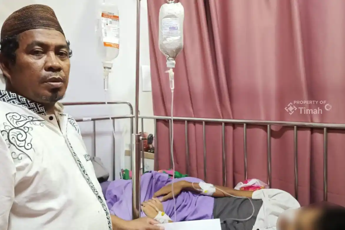 PT Timah Bantu Biaya Pengobatan Ravael yang Mengidap Tumor [Foto: Doc. PT Timah]