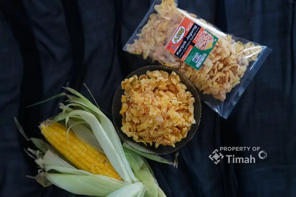 Asriyani Bangkit Bersama PT TIMAH Tbk Lewat Keripik Jagung Asri [Foto: Doc. PT Timah]