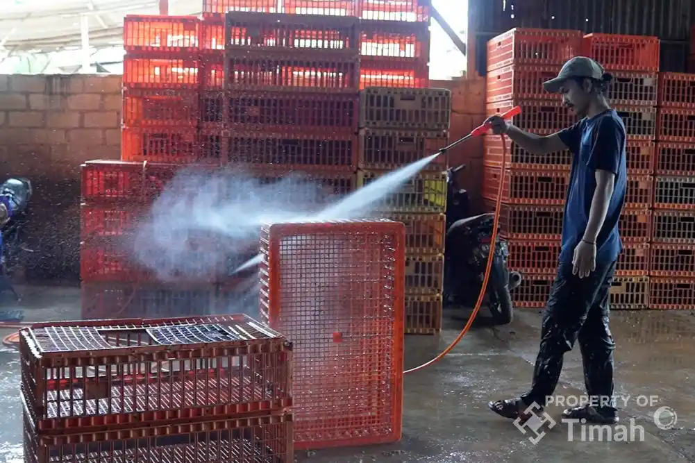 PT TIMAH Tbk Serahkan Mesin Steam untuk Usaha Ayam Potong di Pangkalpinang [Foto: Doc. PT Timah]