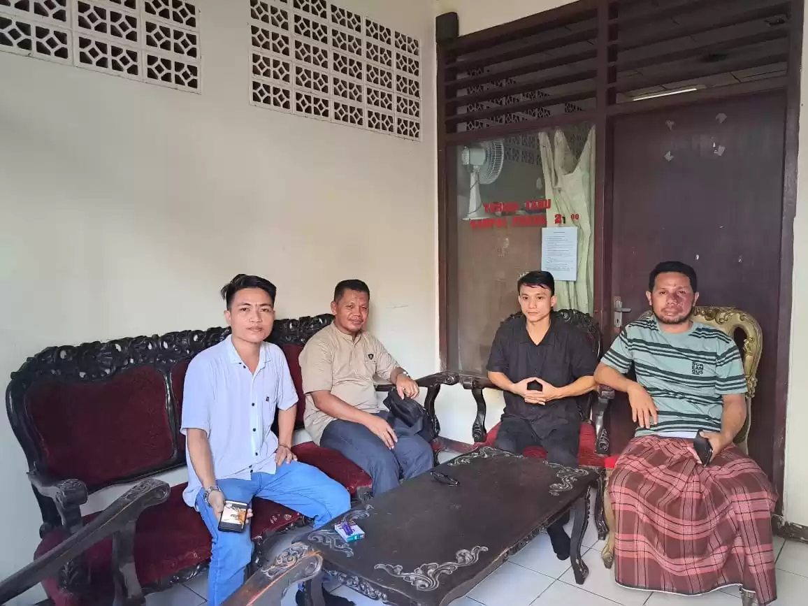 Humas PT Tiran Group, La Pili mengunjungi HIMA Sultra Jakarta, Jum'at (14/6/2024) (Foto: Dok MI)