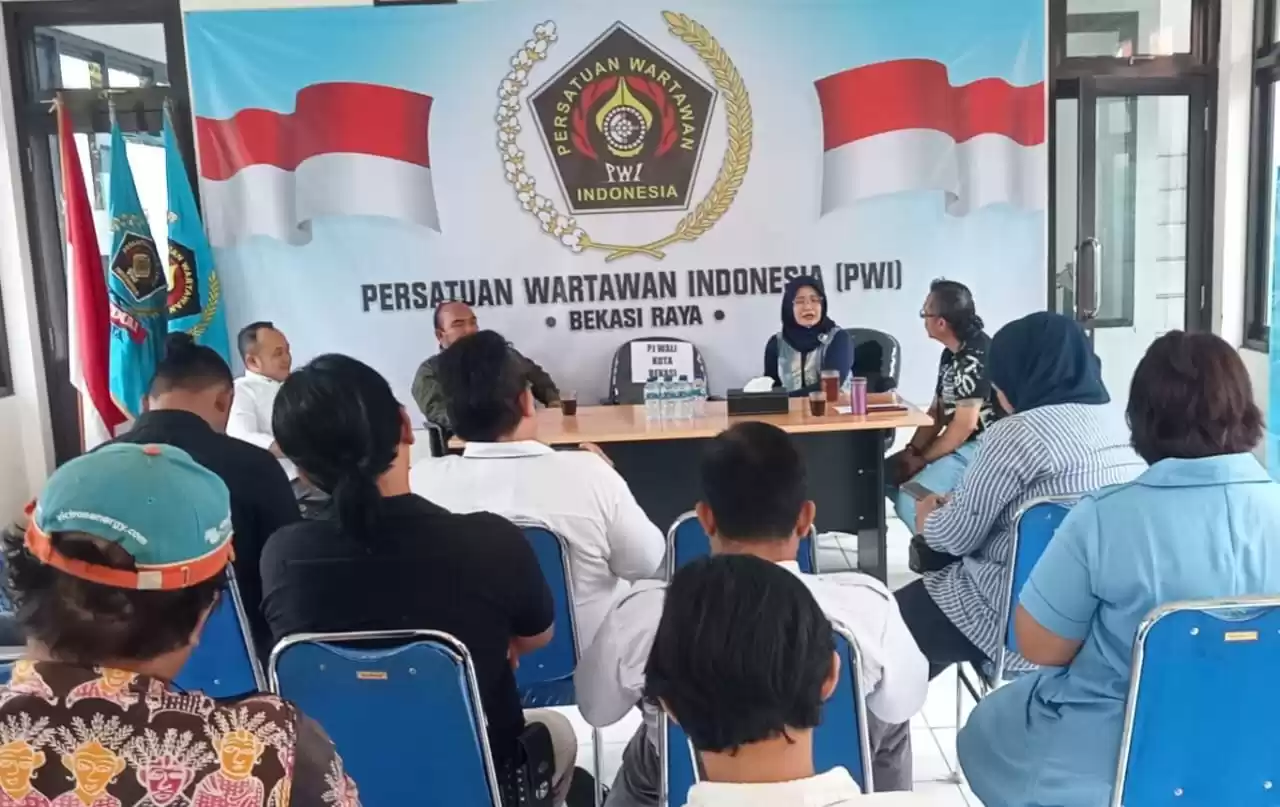PWI Bekasi Raya Mengadakan Forum Diskusi Tentang Carut Marut PPDB Online Tahun Ajaran 2024-2025