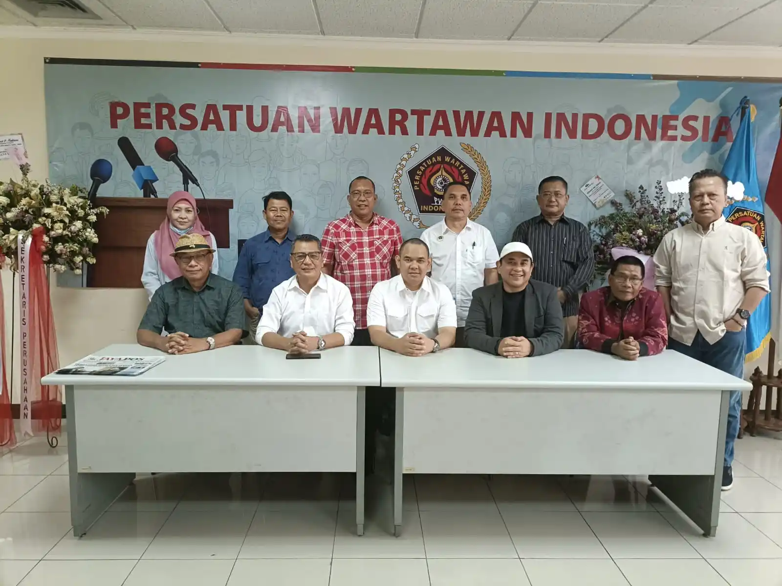 Zulmansyah Sekedang di Markas Sekretariat PWI Jaya (Foto: Dok MI)