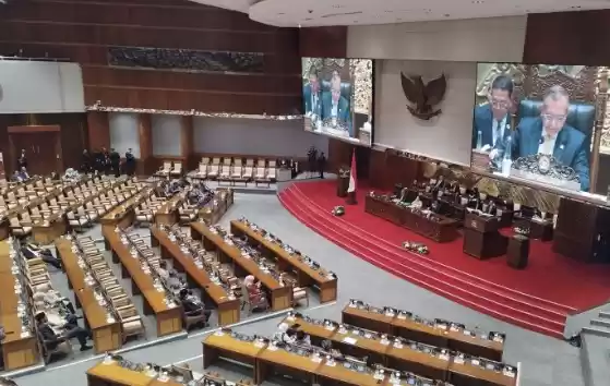 Rapat Paripurna DPR RI di Kompleks Parlemen, Jakarta.