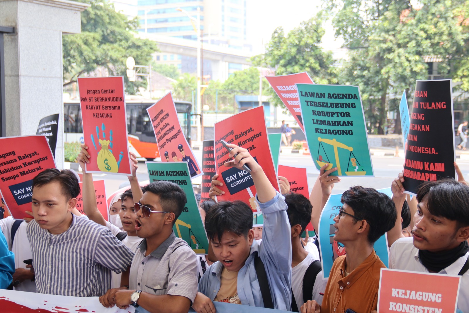 Demo Mahasiswa di Kejagung, Selasa (7/11). [Foto: Dok Ist]
