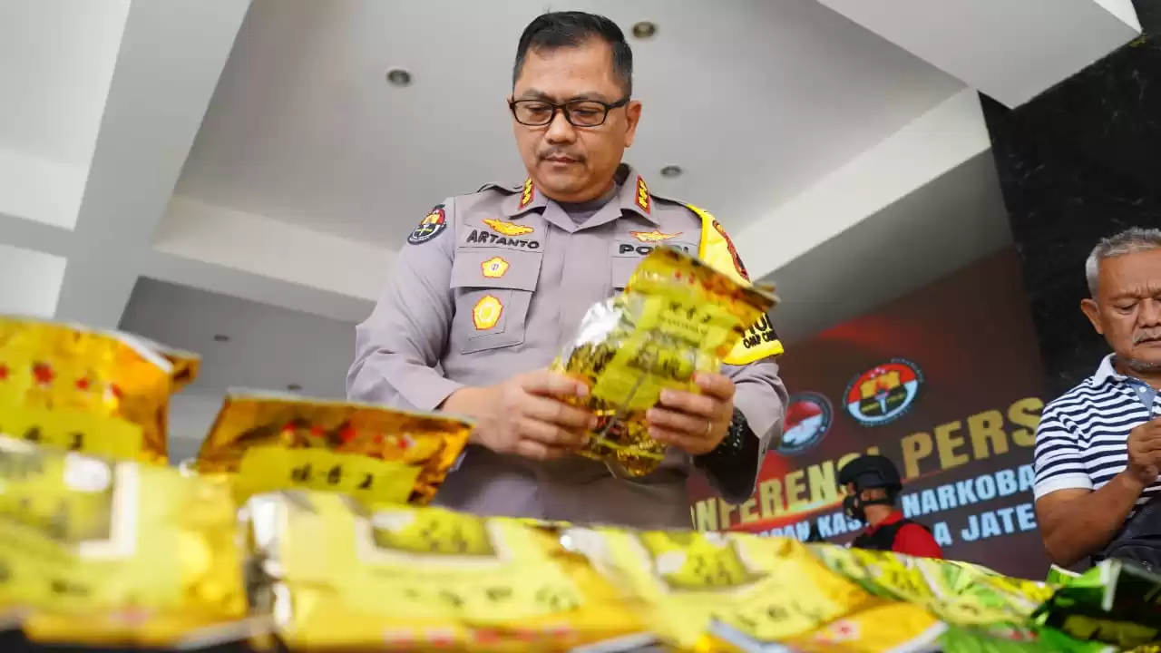 Barang bukti sabu yang berhasil dibawa. (Foto: MI/Bidhumas Polda Jateng)