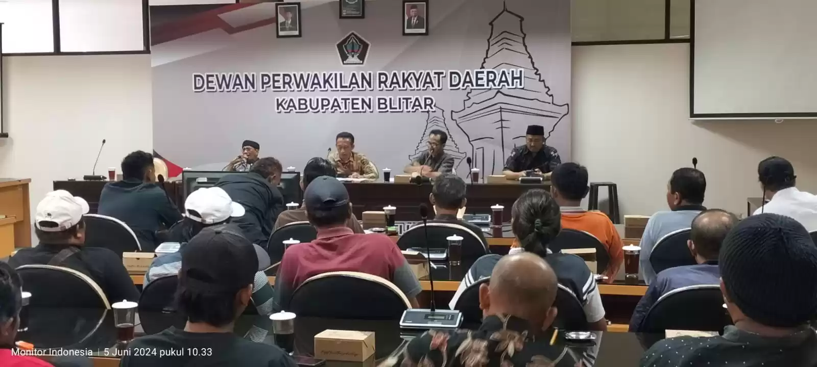 Suasana rapat dengar pendapat Format bersama Komisi 1 DPRD Kabupaten Blitar (Foto: Dok MI/JK)