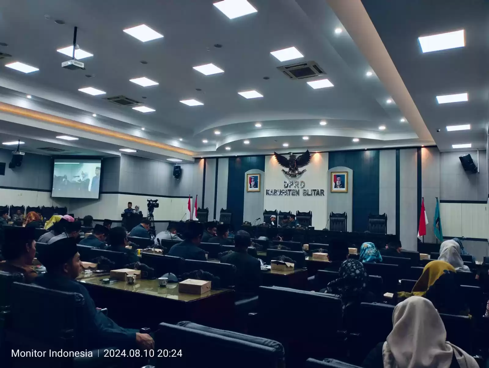 Suasana rapat paripurna DPRD Kabupaten Blitar (Foto: Dok. MI/Joko Prasetyo)