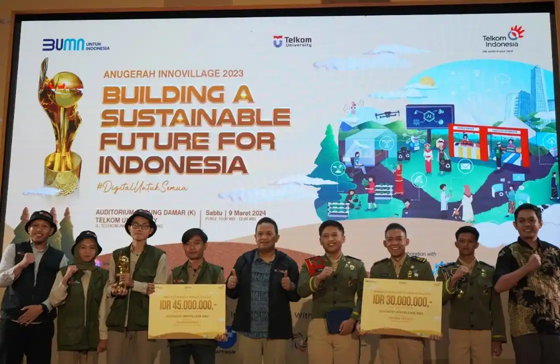 Telkom Melalui program Innovillage, Telkom mendorong mahasiswa Indonesia untuk aktif berpartisipasi dalam memberi ide solutif pada berbagai permasalahan masyarakat melalui pengembangan aplikasi digital yang sesuai dengan Social Development Goals (SDGs).
