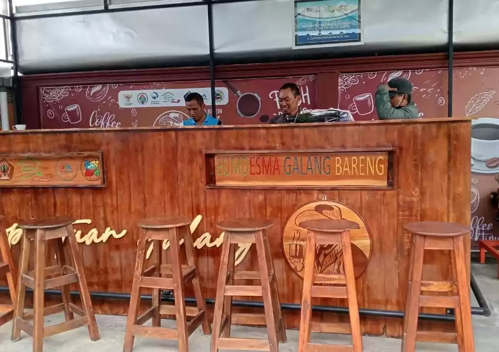 Tempat produksi 'Kopi Tuan Galang' yang dilengkapi dengan coffee shop (Foto: Dok MI/JK)