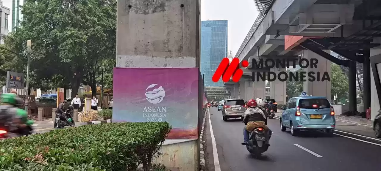 Penampakan tiang Monorel di Jalan Rasuna Said Jakarta Selatan (Foto: Dok MI/Aswan)