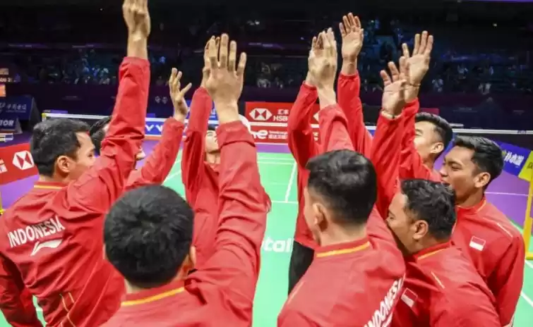 Tim bulu tangkis putra Indonesia meneriakan yel-yel sebelum bertanding.(Foto: Antara)