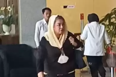 Wali Kota Semarang, Hevearita Gunaryanti Rahayu (HGR) alias Mbak Ita memenuhi panggilan penyidik Komisi Pemberantasan Korupsi (KPK), Kamis (1/8/2024) pagi.