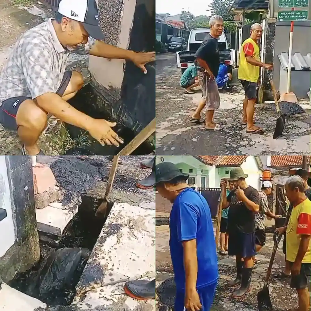 Warga RT 02 RW 26, Komplek Griya Mitra Posindo, Desa Cinunuk, Kecamatan Cileunyi, Kabupaten Bandung, Jawa Barat saat pembersihan solokan pada Minggu (3/11/2024) pagi. (Foto: tangkapan layar)