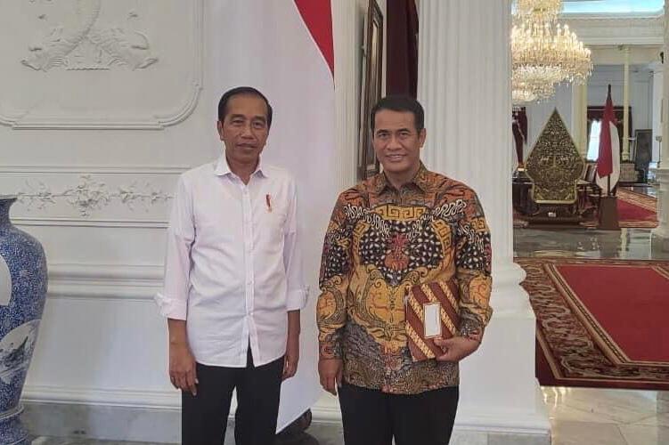 Presiden Joko Widodo dan Amran Sulaiman [Foto: Fb/Andi Amran Sulaiman]